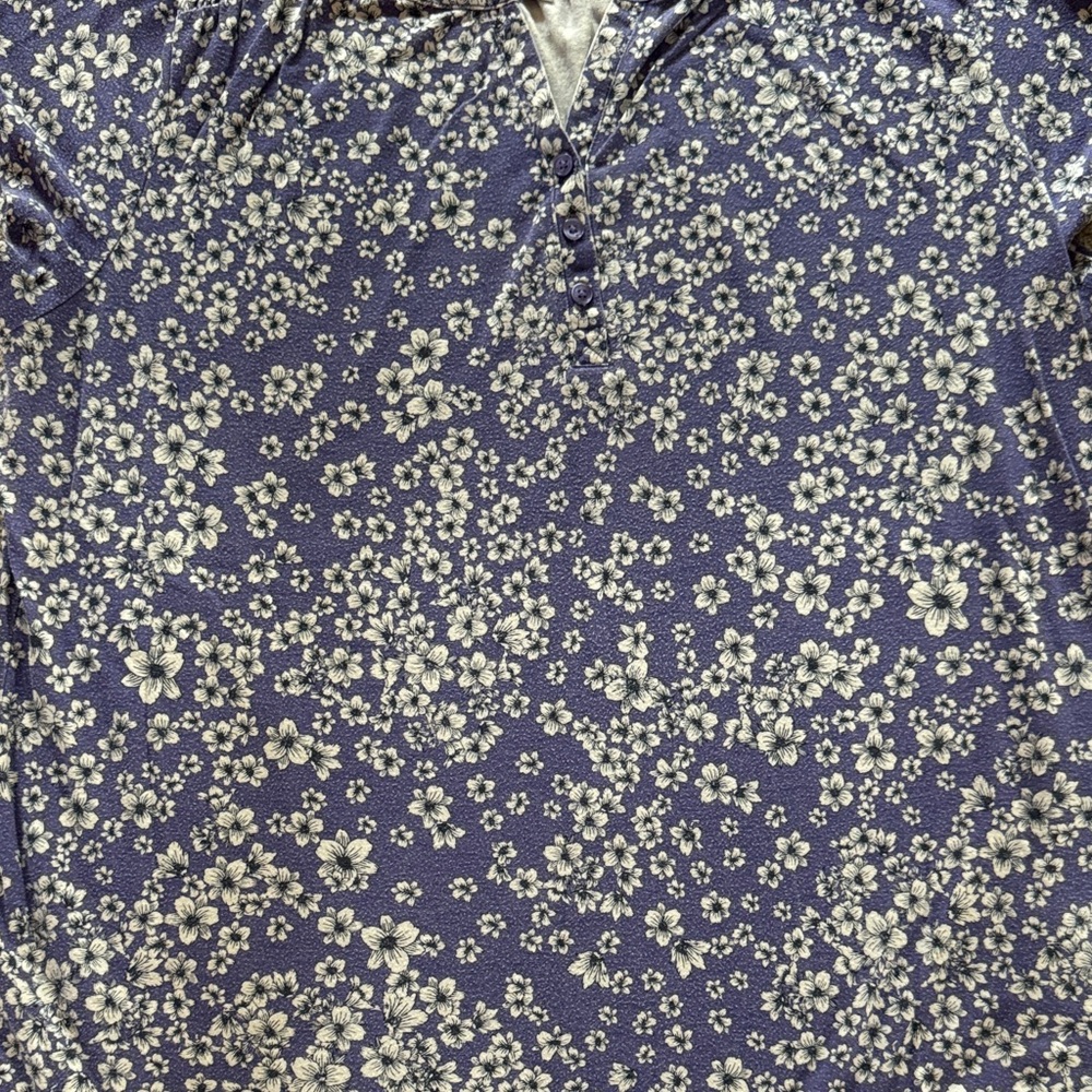 Liz Claiborne Lavender and White Floral Blouse